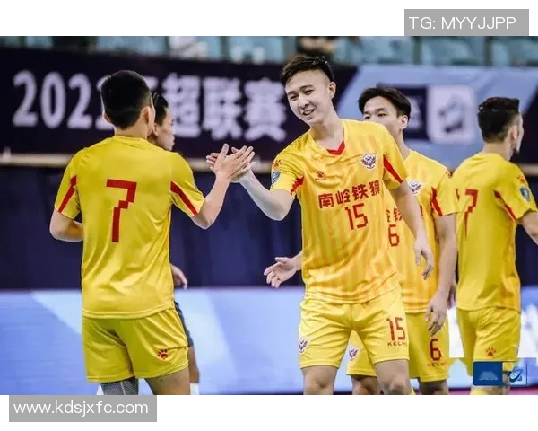 深圳羽毛球队攻势变革探索新战术提升竞技水平的深度分析 深圳羽毛球队攻势变革探索新战术提升竞技水平的深度分析