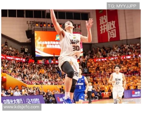 篮球巨献:探秘杭州篮球队的力量 篮球巨献:探秘杭州篮球队的力量