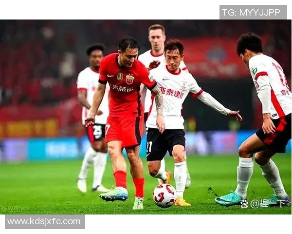 西安足球队强势领跑精英赛积分榜77分优势显著 西安足球队强势领跑精英赛积分榜77分优势显著