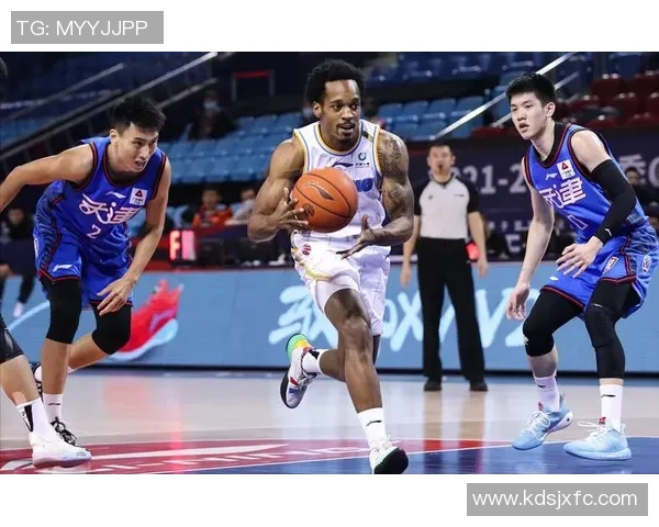 最新篮球战术TOP10：武汉篮球队领跑